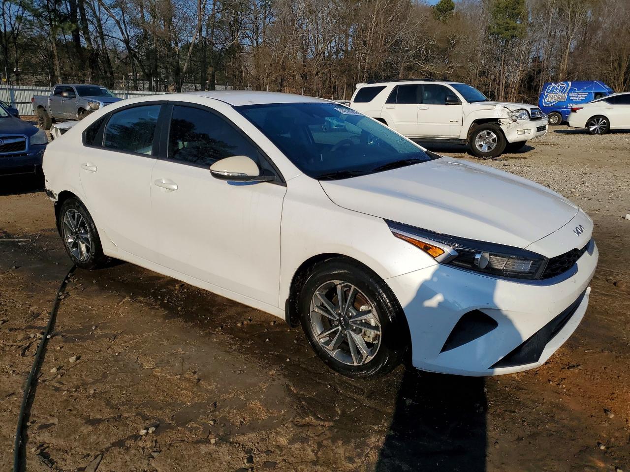 2024 KIA FORTE LXS photo 7
