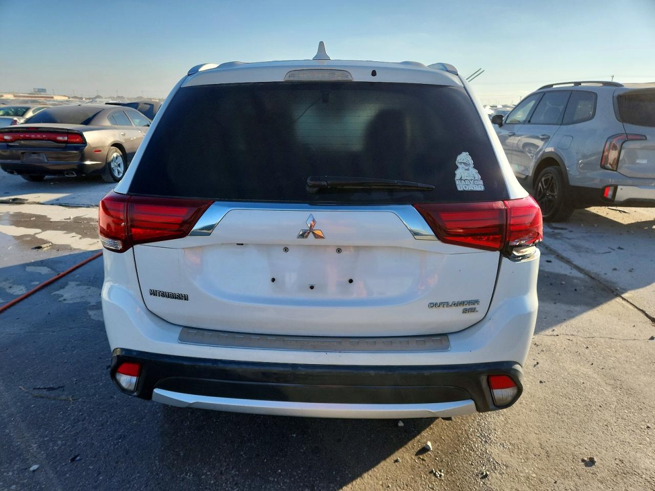 2017 MITSUBISHI OUTLANDER SE photo 6