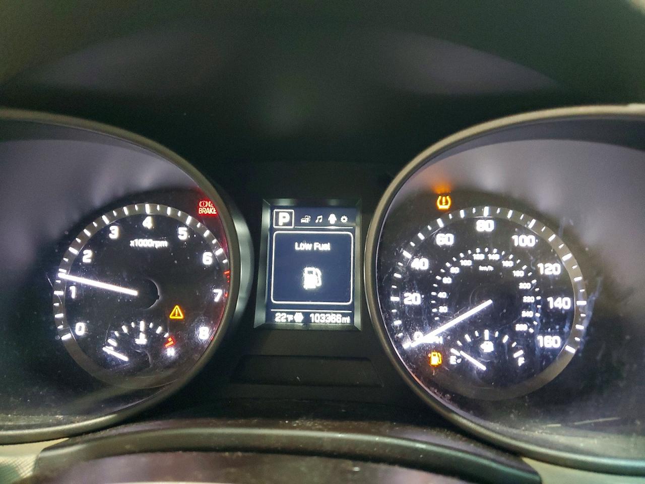 2017 HYUNDAI SANTA FE SPORT 2.4L photo 17