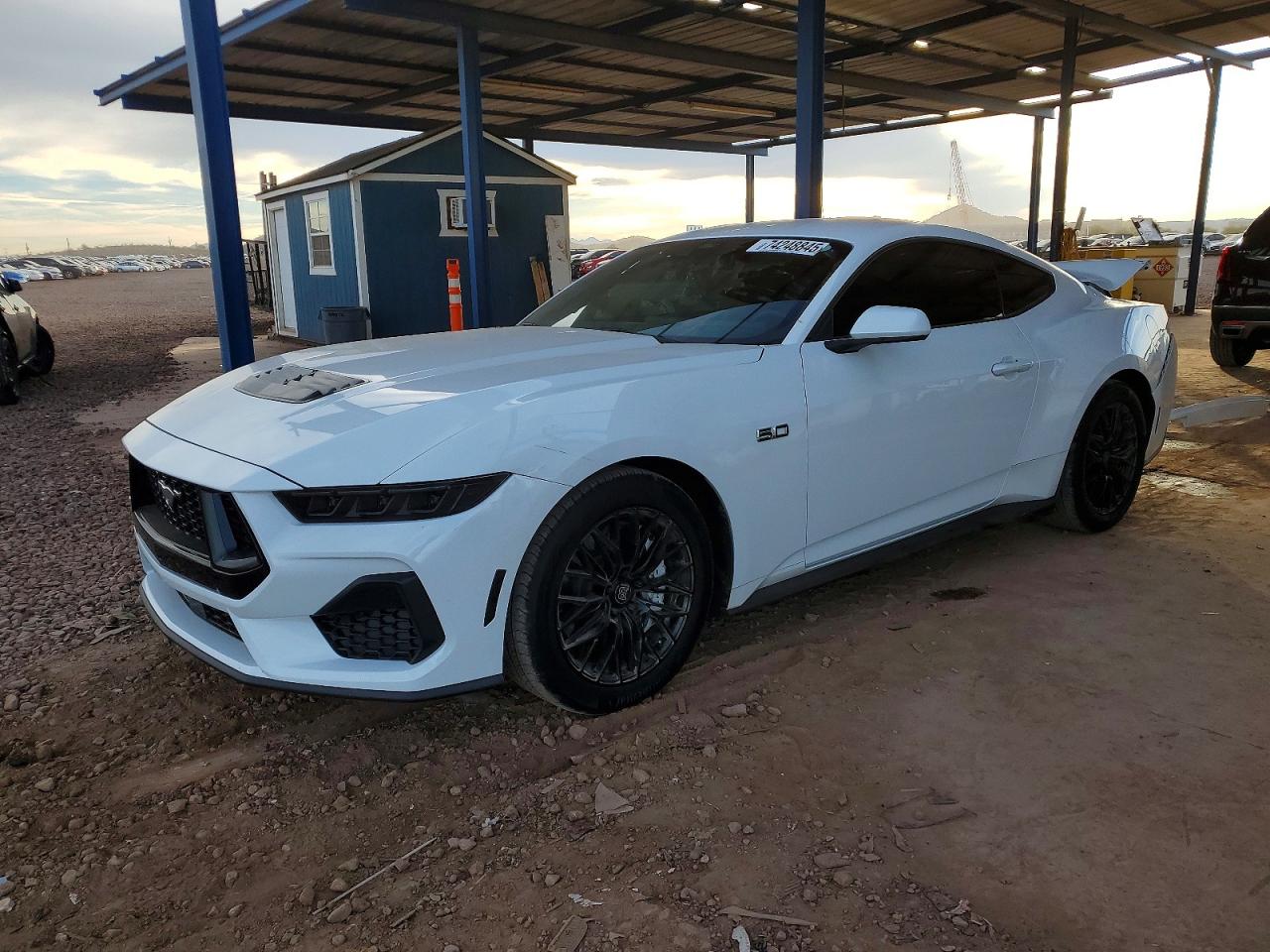 2025 FORD MUSTANG