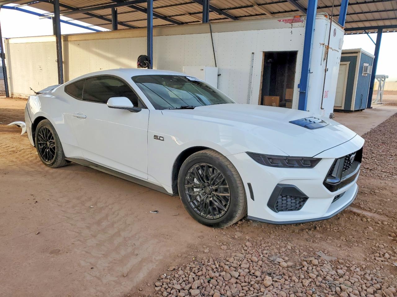 2025 FORD MUSTANG GT photo 4