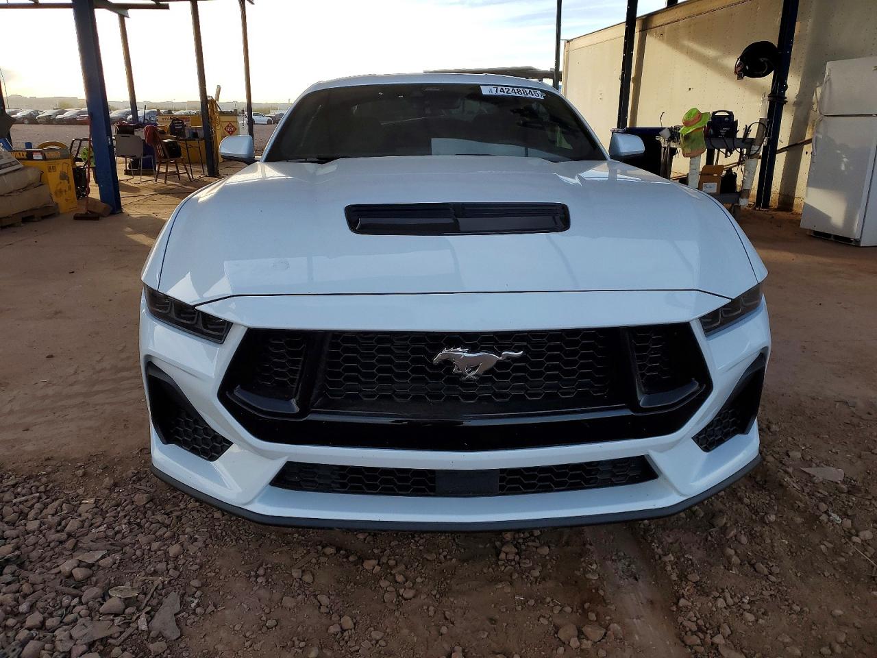 2025 FORD MUSTANG GT photo 5