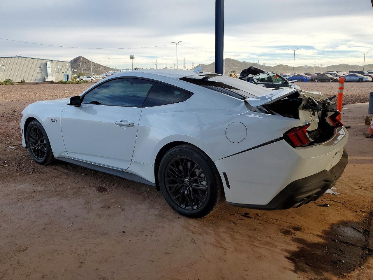 2025 FORD MUSTANG GT photo 2