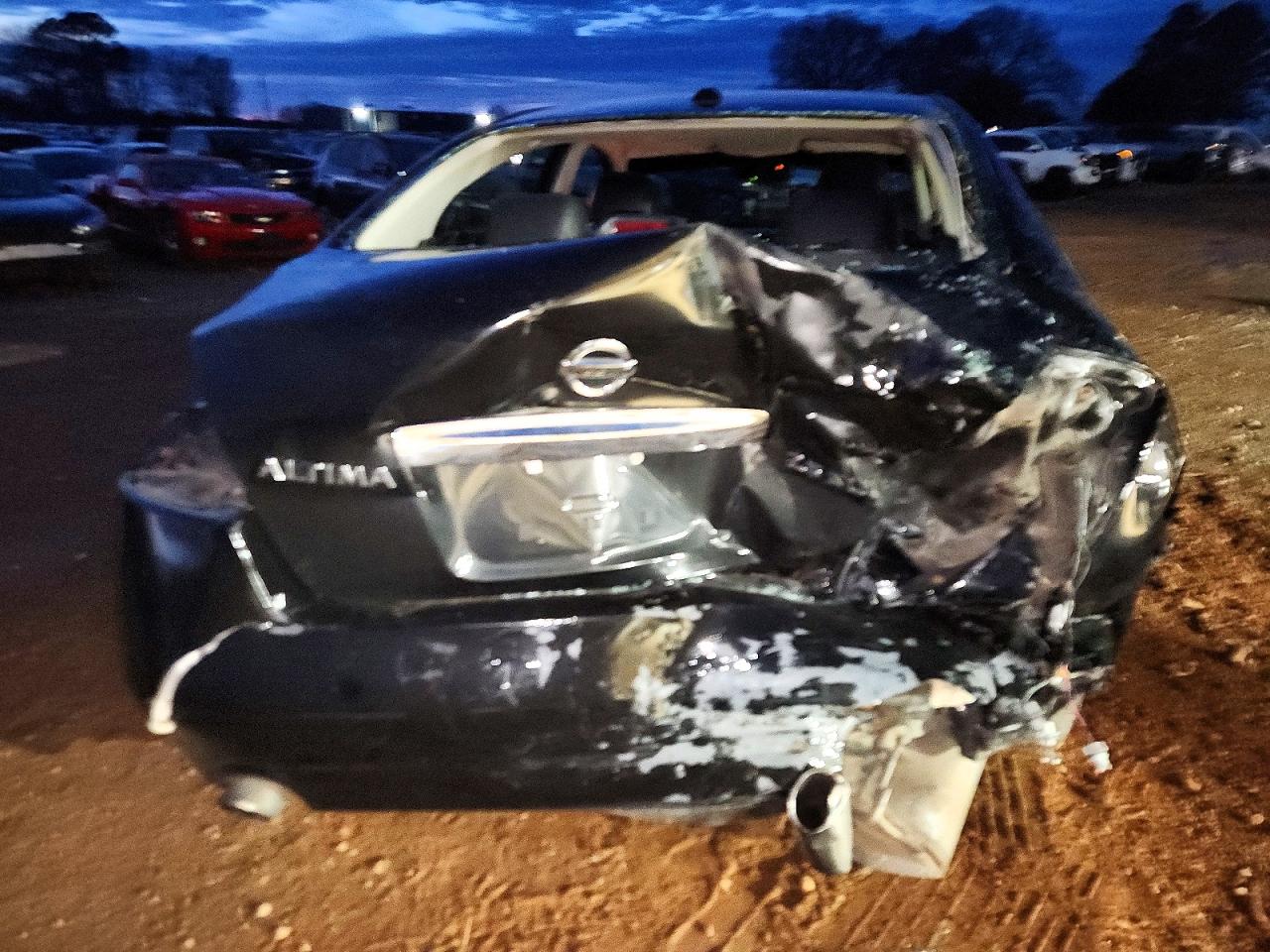 2011 NISSAN ALTIMA BASE photo 11