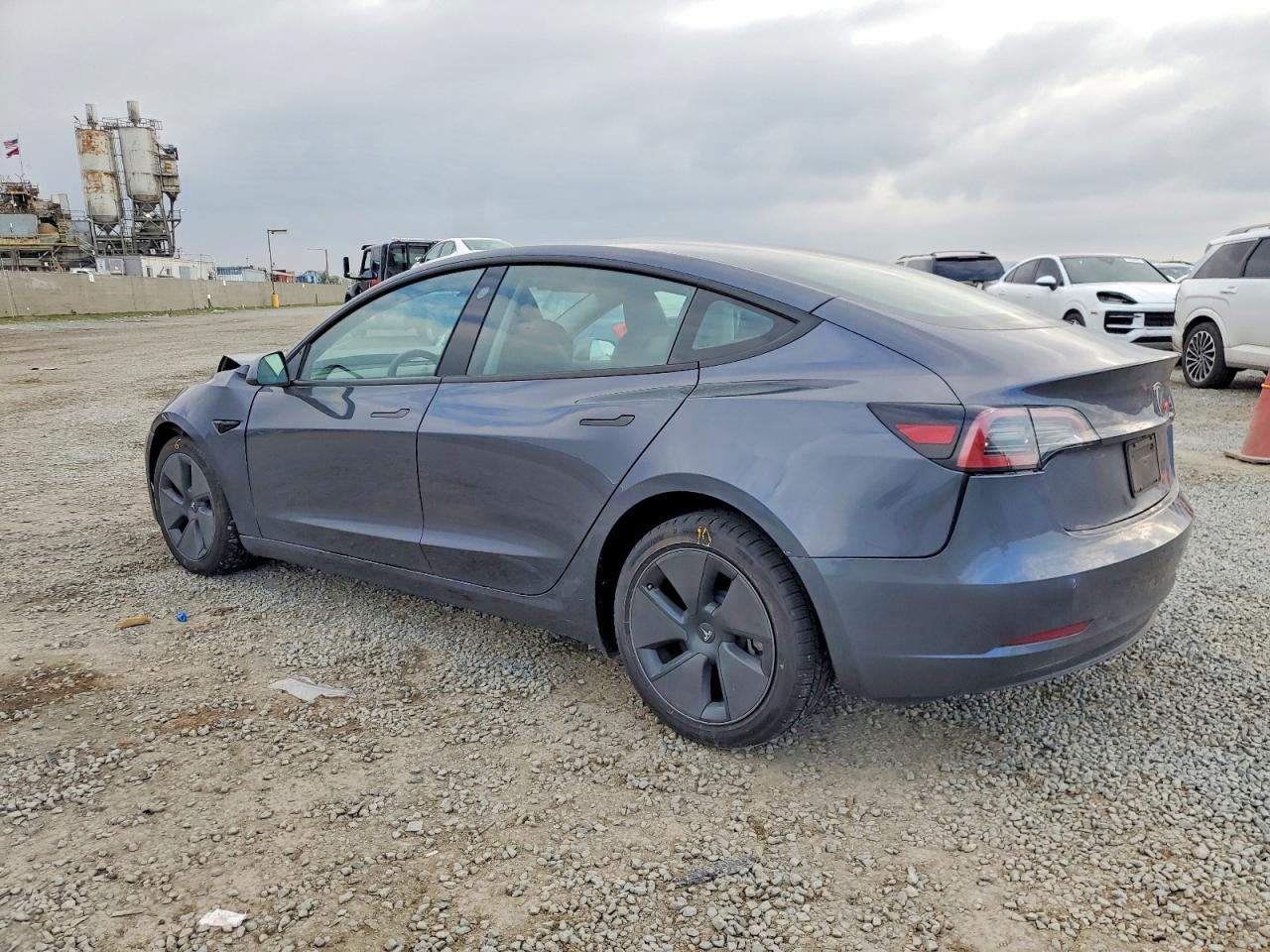 2023 TESLA MODEL 3 photo 4