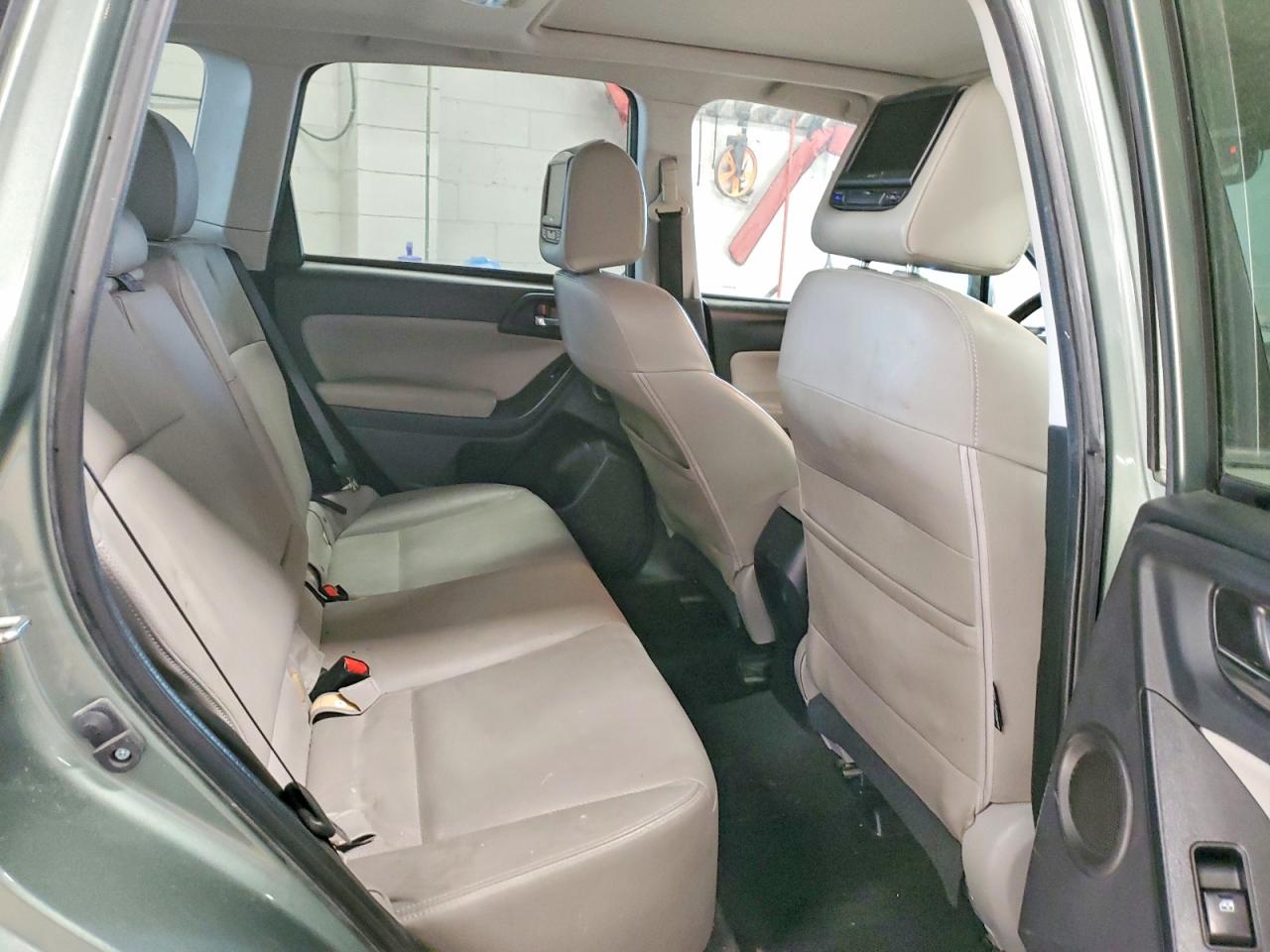 2015 SUBARU FORESTER 2.5I LIMITED photo 31