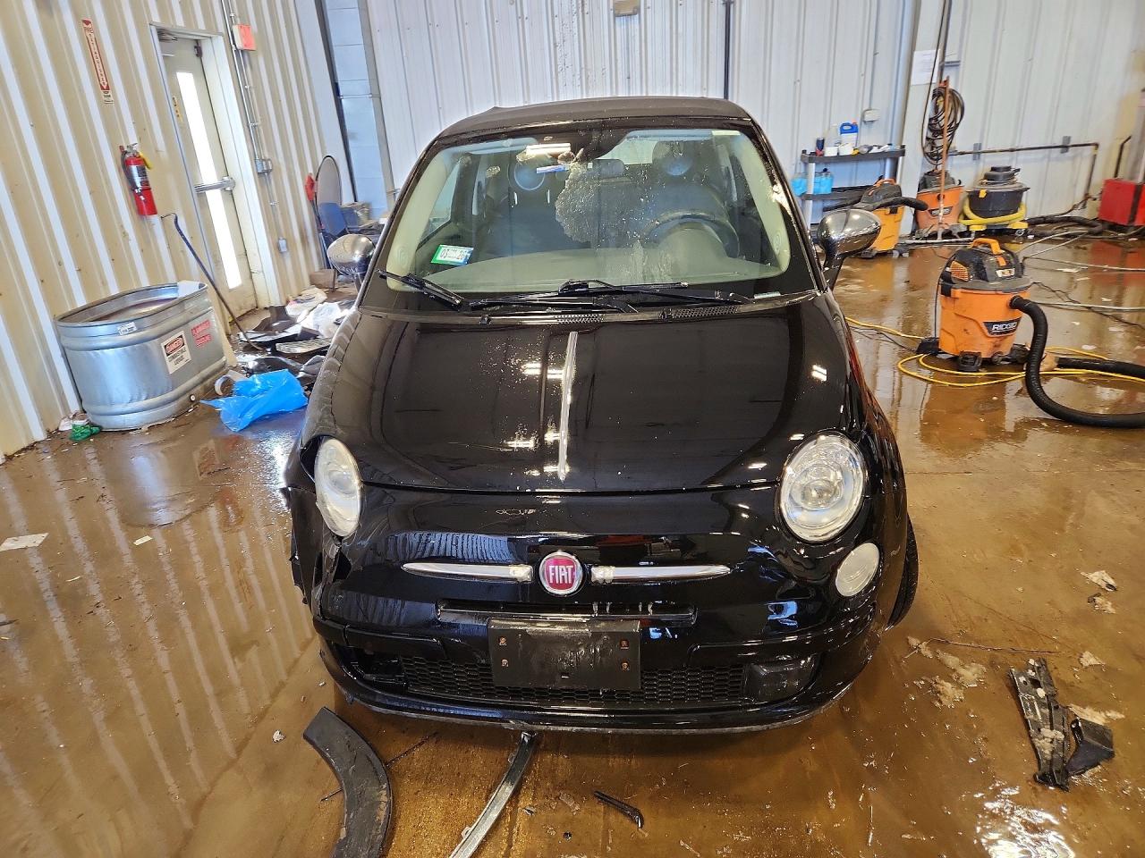 2015 FIAT 500 POP photo 13