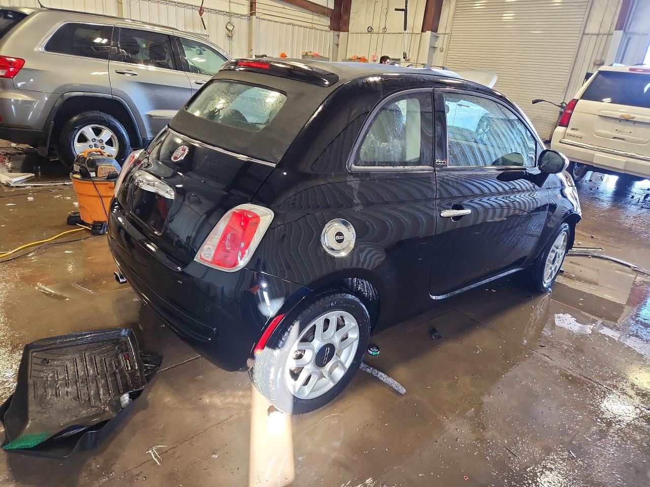 2015 FIAT 500 POP photo 7