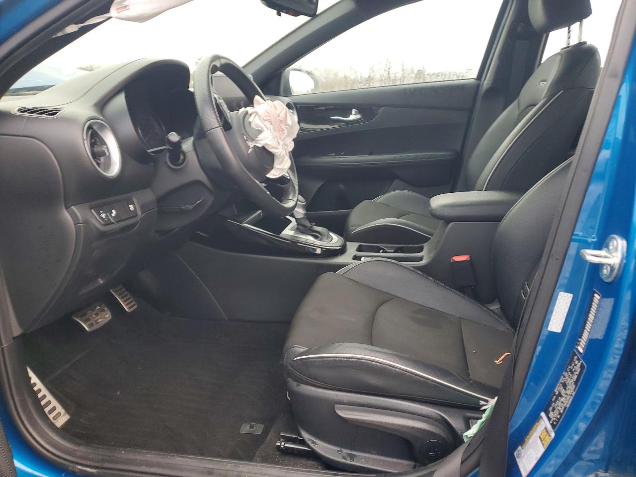 2024 KIA FORTE GT-LINE photo 7