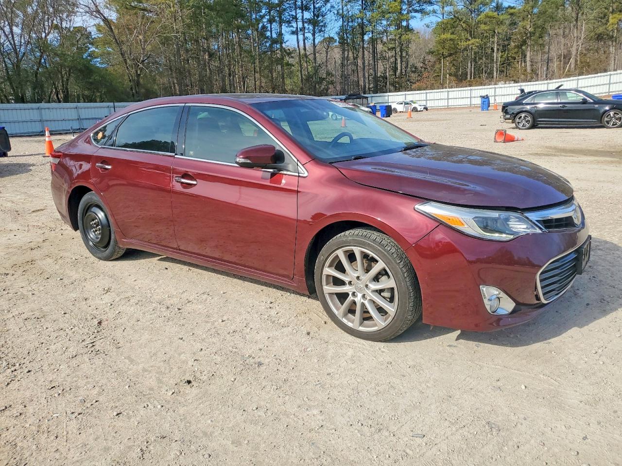 2013 TOYOTA AVALON BASE photo 4
