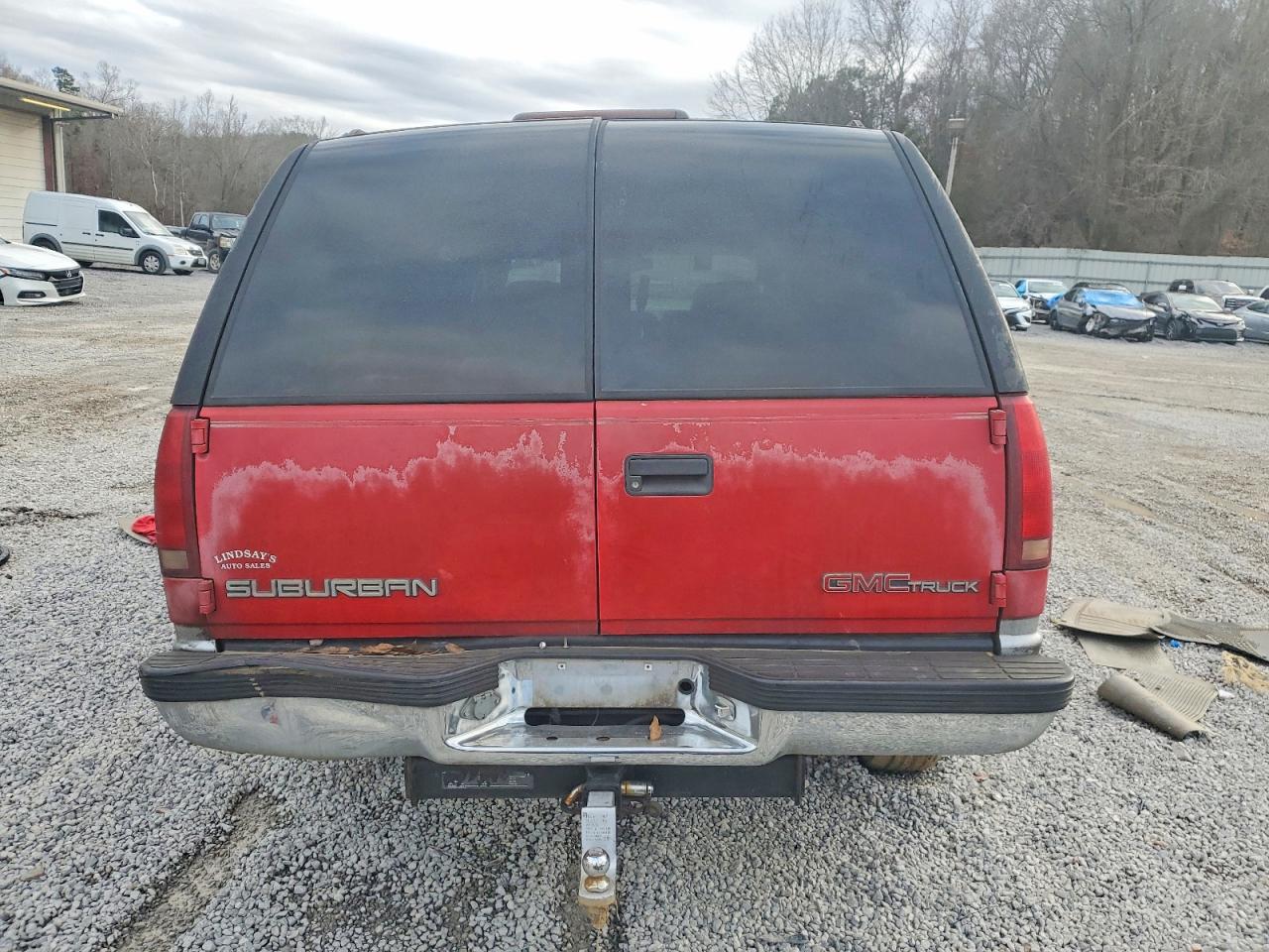 1997 GMC SUBURBAN K2500 photo 6