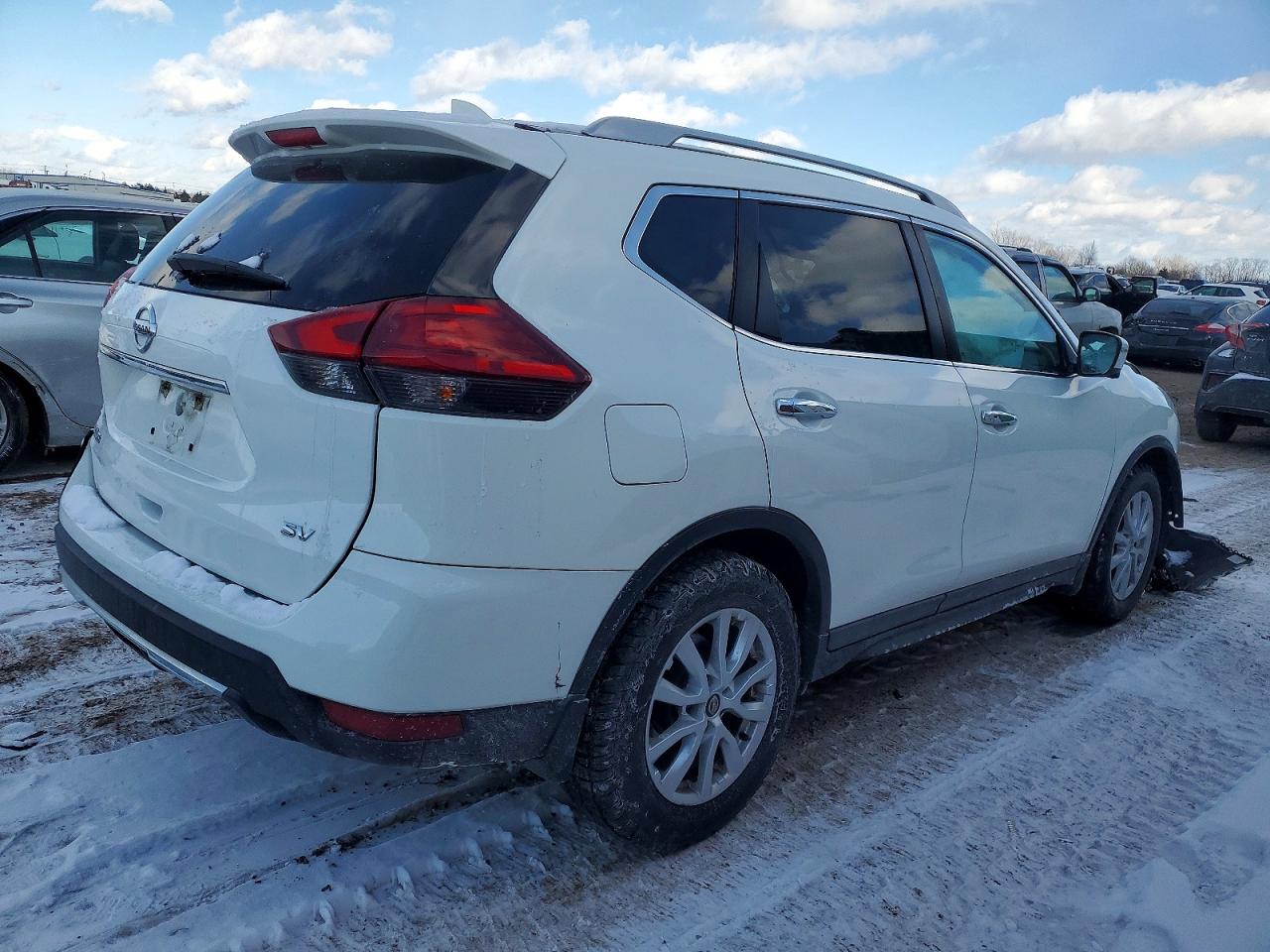2017 NISSAN ROGUE S photo 7