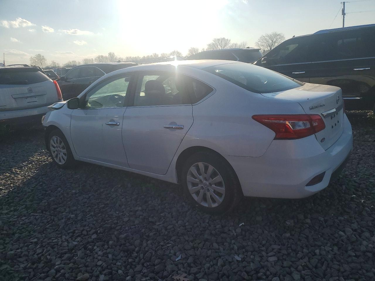 2018 NISSAN SENTRA S photo 2