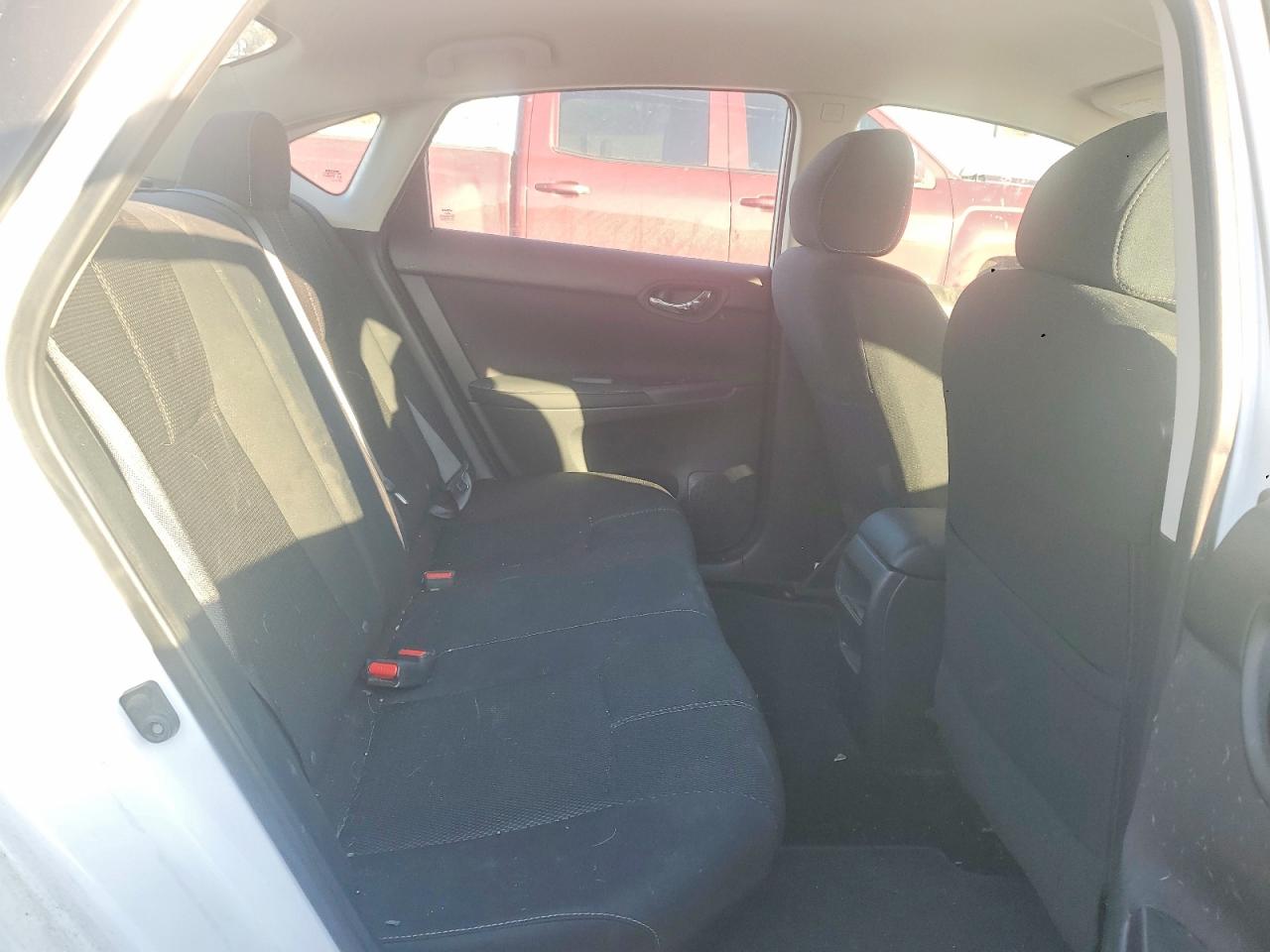 2018 NISSAN SENTRA S photo 10