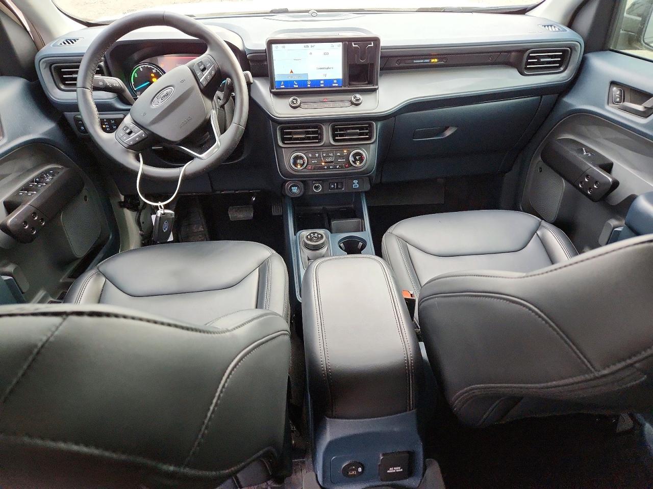 2024 FORD MAVERICK LARIAT photo 8