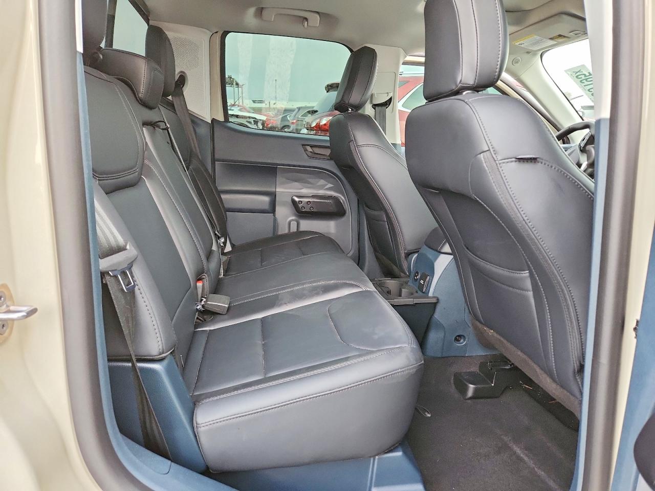 2024 FORD MAVERICK LARIAT photo 10