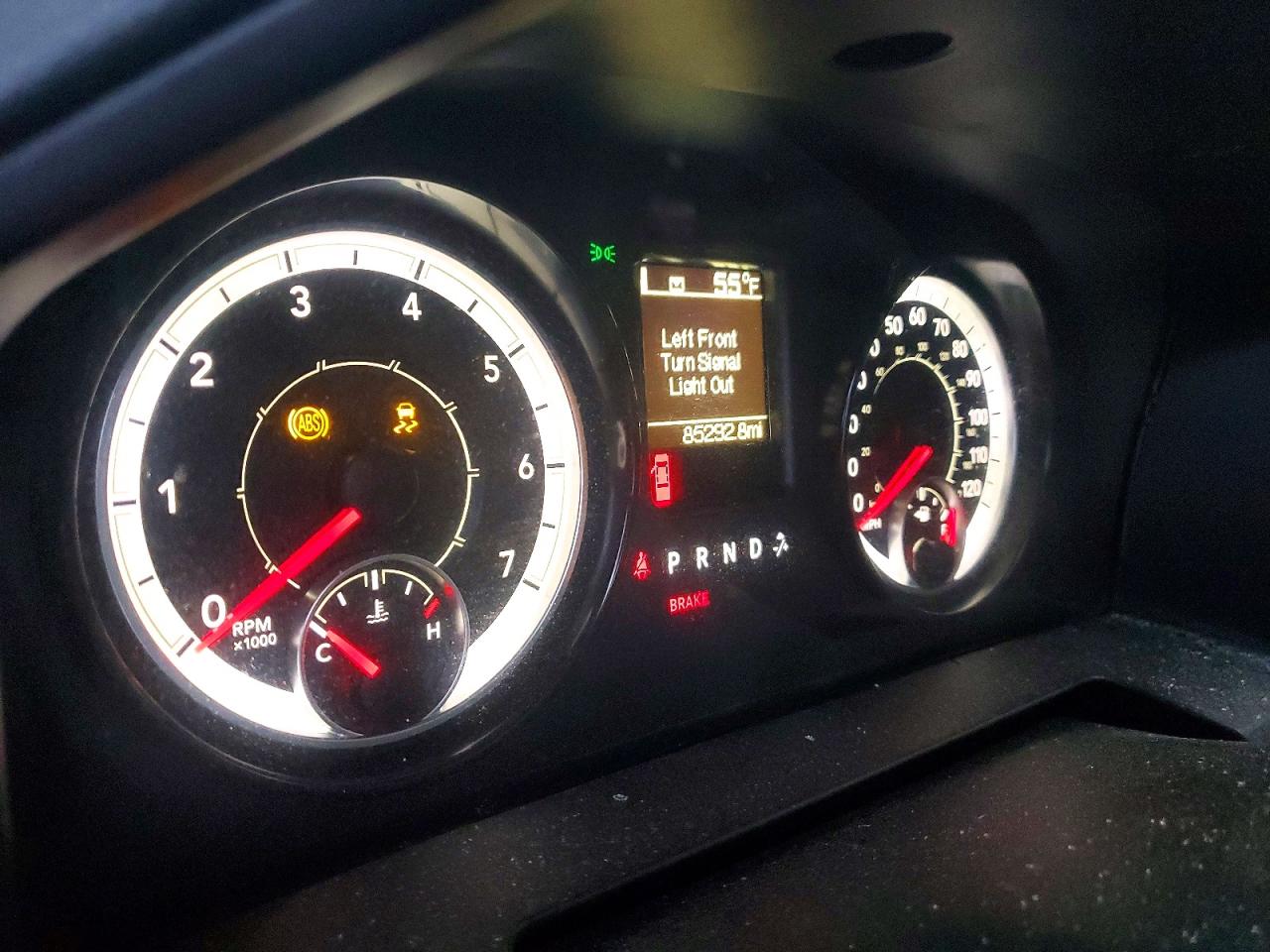 2017 RAM 1500 SLT photo 25