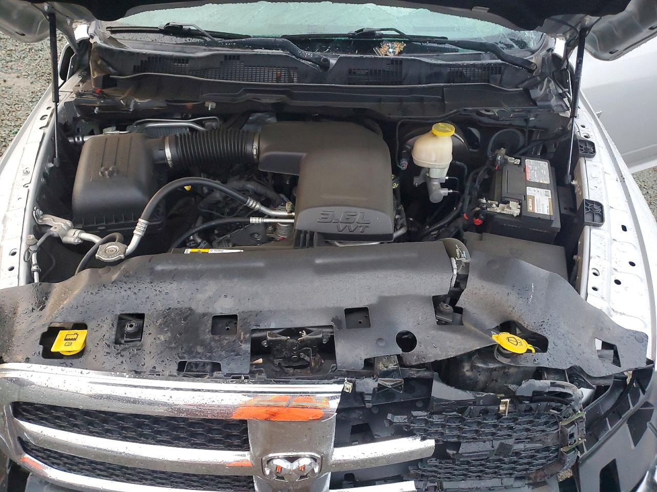 2017 RAM 1500 SLT photo 31