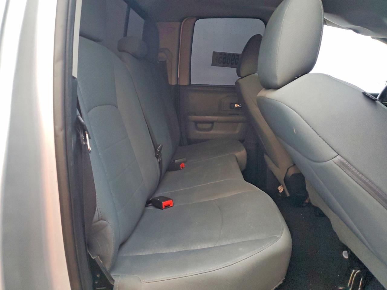 2017 RAM 1500 SLT photo 28