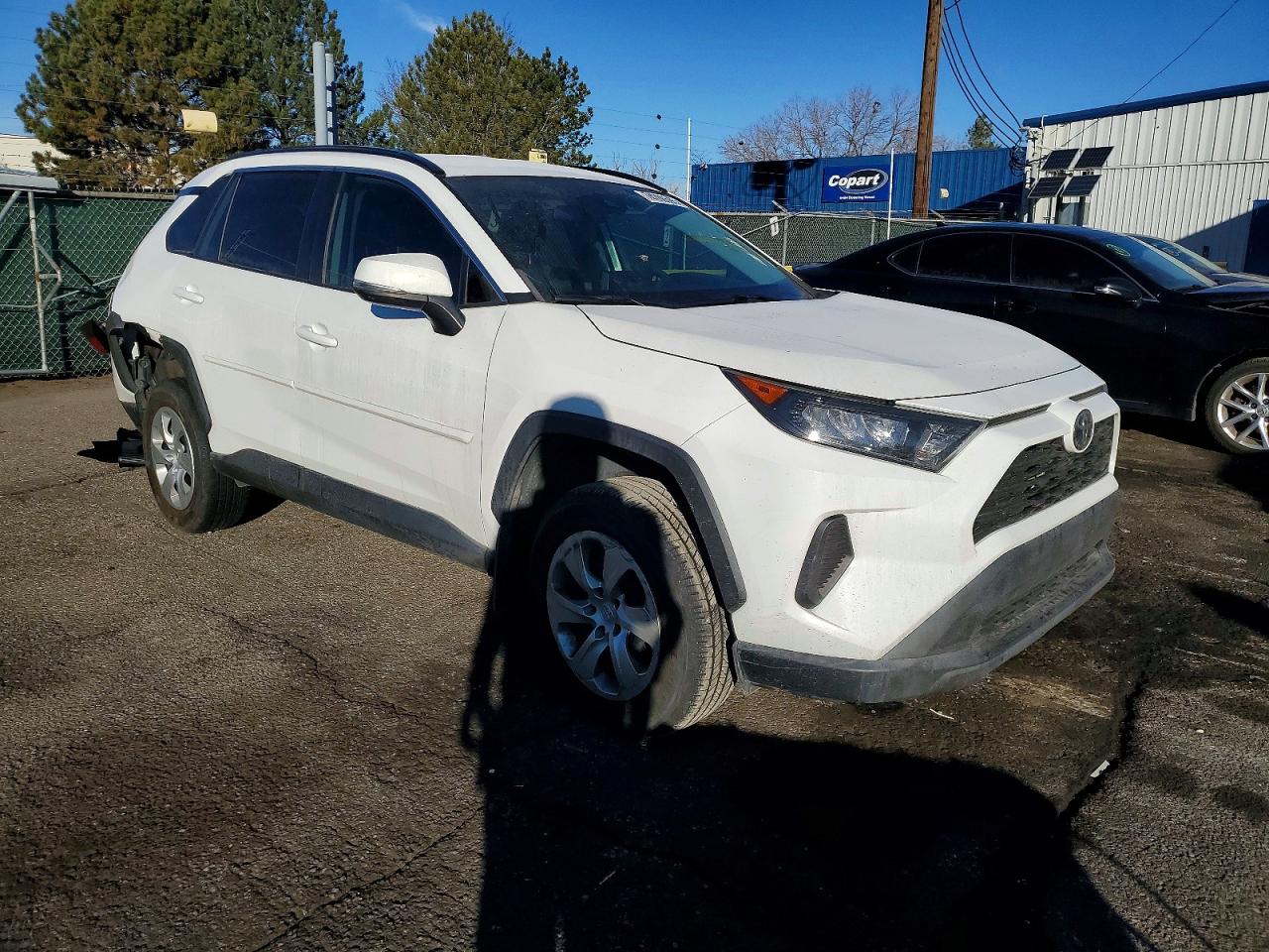 2019 TOYOTA RAV4 LE photo 4