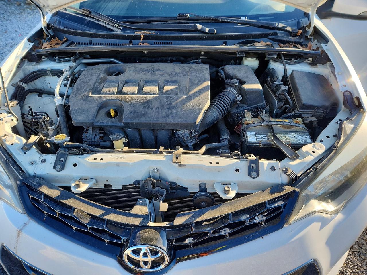 2015 TOYOTA COROLLA S PLUS photo 11