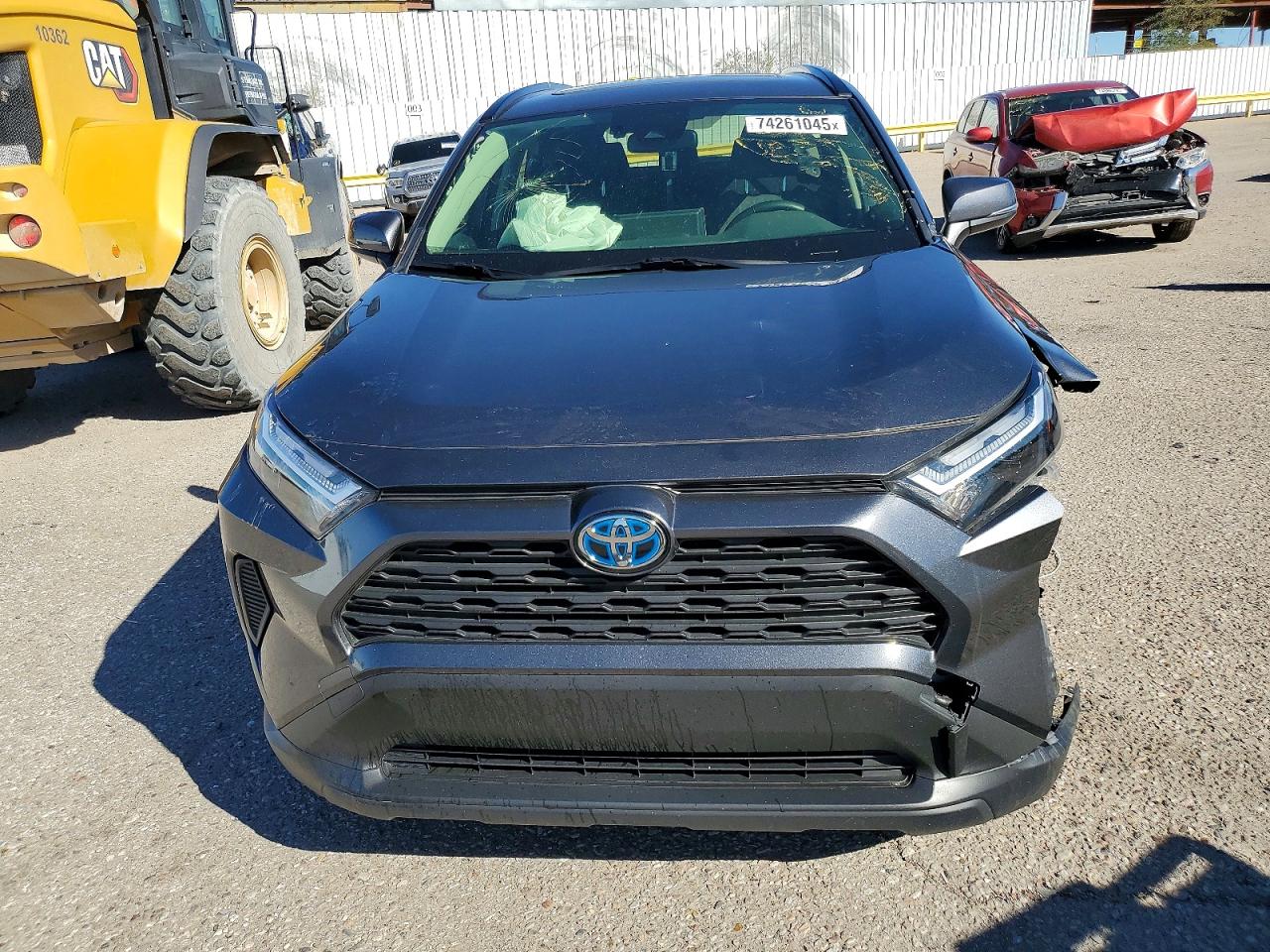 2022 TOYOTA RAV4 XLE photo 13