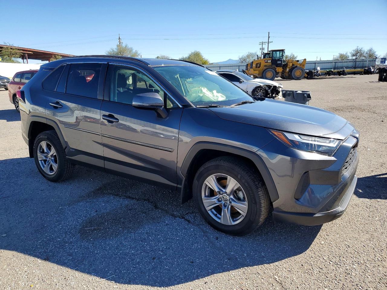 2022 TOYOTA RAV4 XLE photo 10