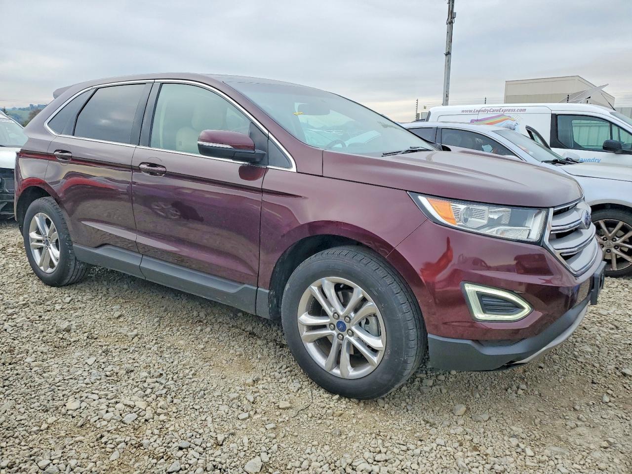 2017 FORD EDGE SEL photo 4
