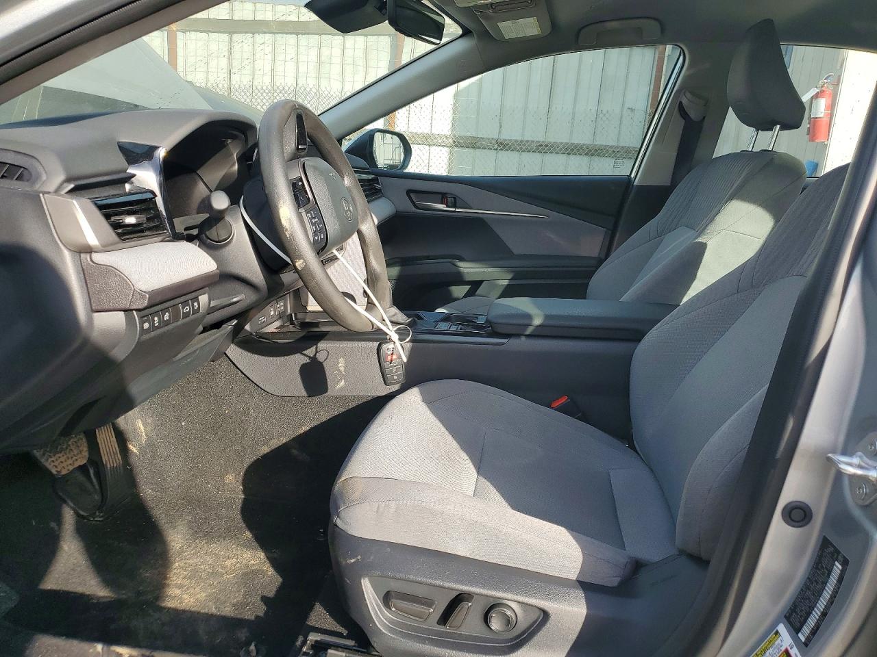 2025 TOYOTA CAMRY XSE photo 13