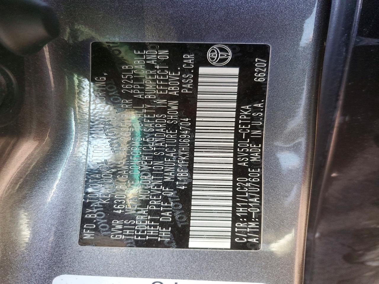 2017 TOYOTA CAMRY LE photo 34