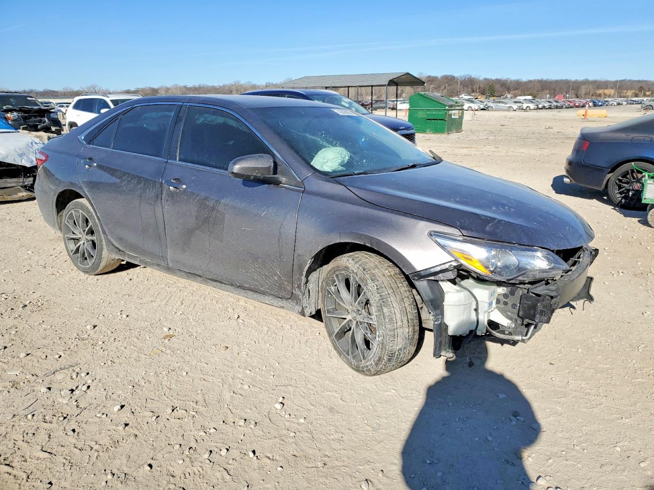2017 TOYOTA CAMRY LE photo 10