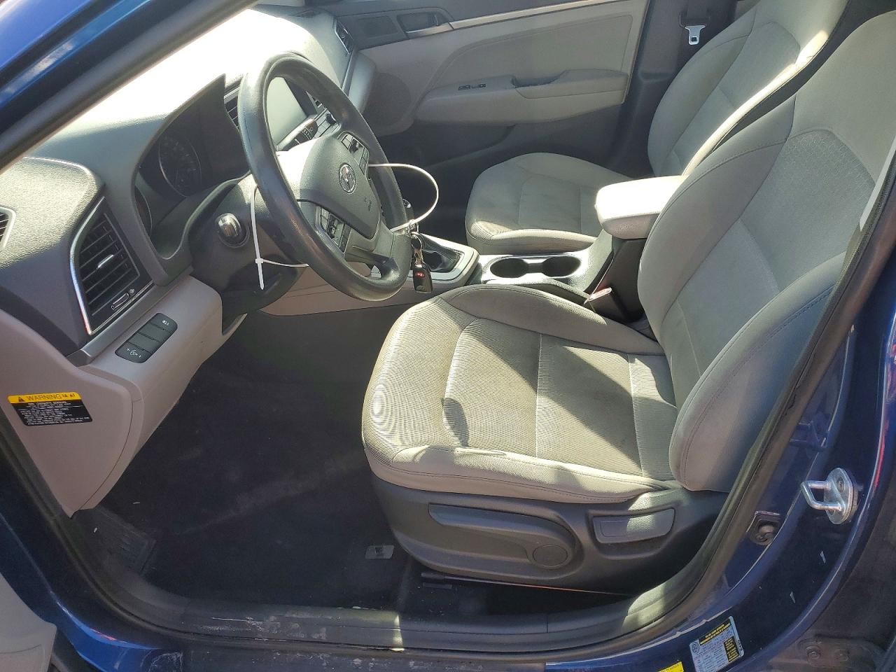 2017 HYUNDAI ELANTRA SE photo 25