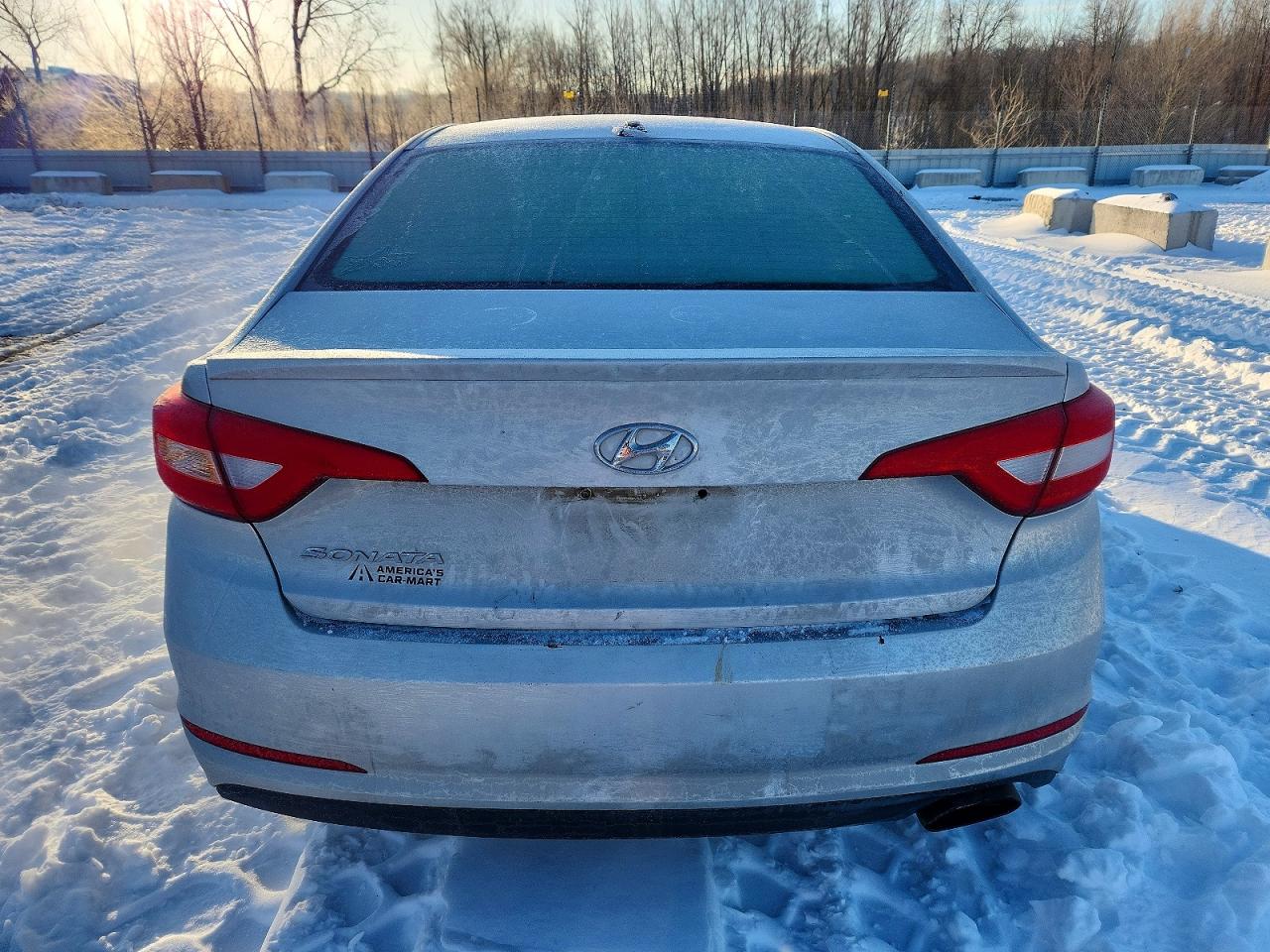 2016 HYUNDAI SONATA SE photo 16