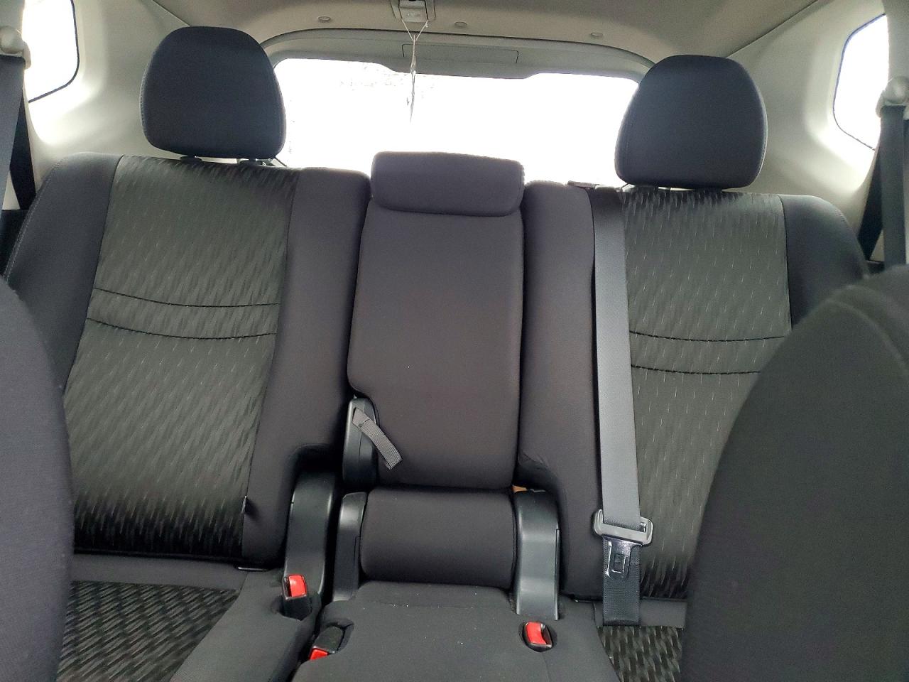 2020 NISSAN ROGUE S photo 19