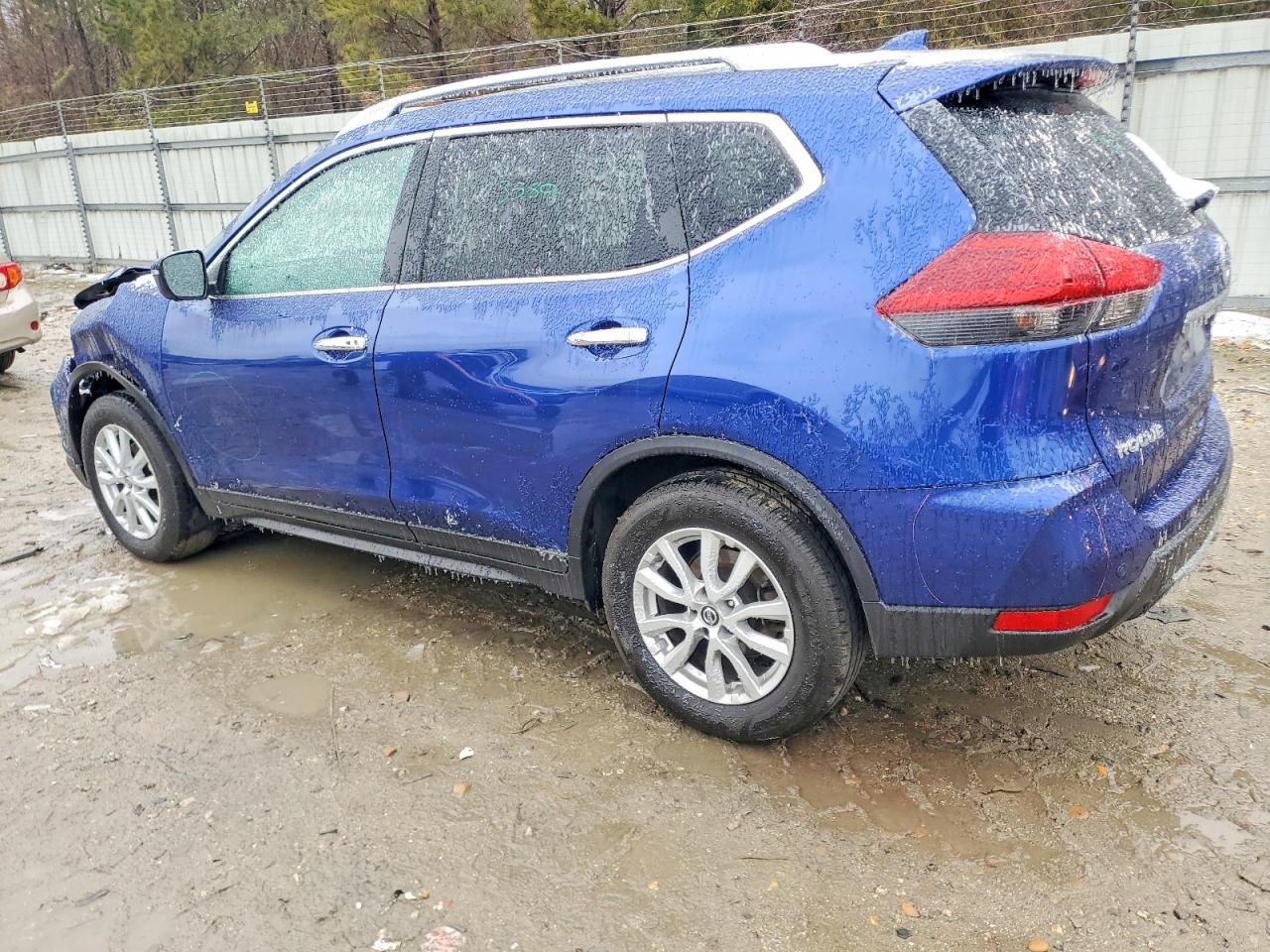 2020 NISSAN ROGUE S photo 3
