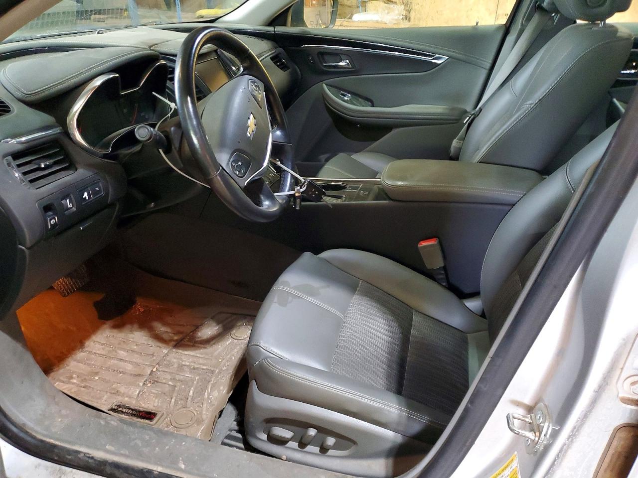 2014 CHEVROLET IMPALA LT photo 19