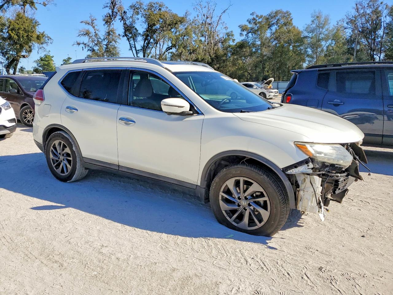 2016 NISSAN ROGUE S photo 13