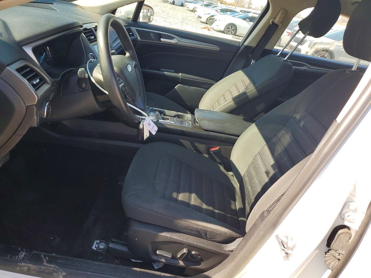 2018 FORD FUSION SE photo 7