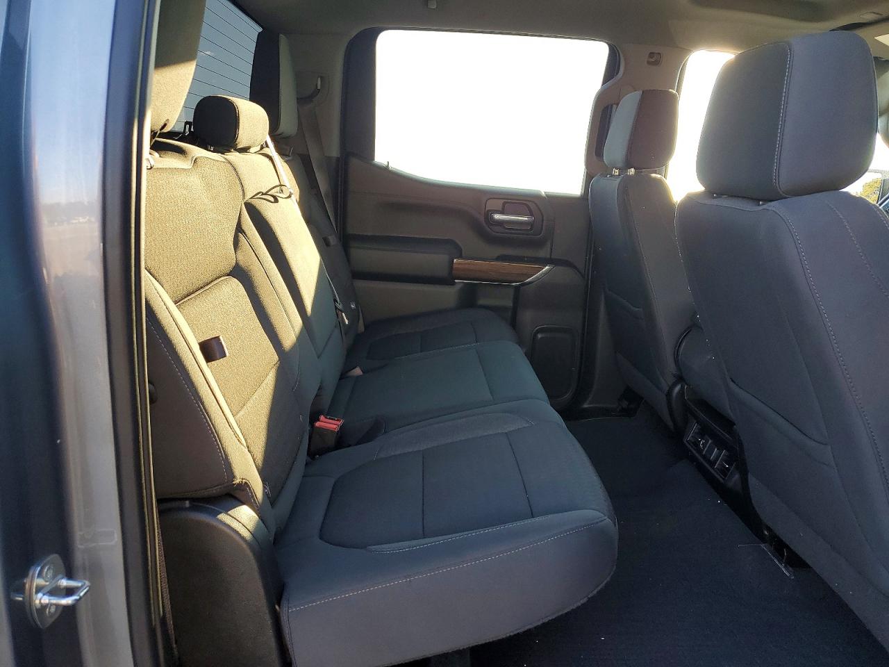 2021 CHEVROLET SILVERADO C1500 RST photo 10