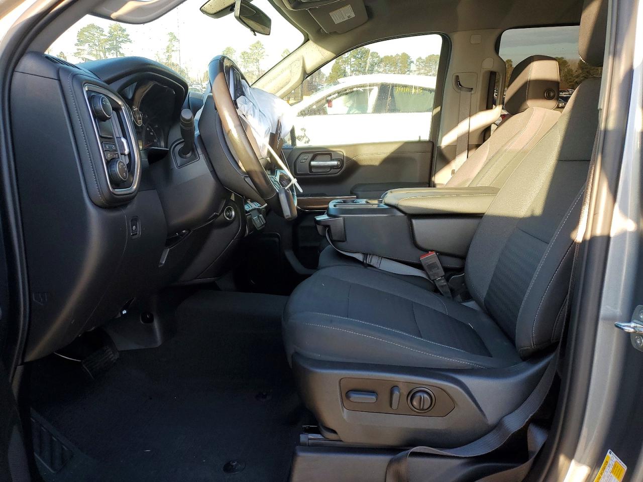 2021 CHEVROLET SILVERADO C1500 RST photo 7
