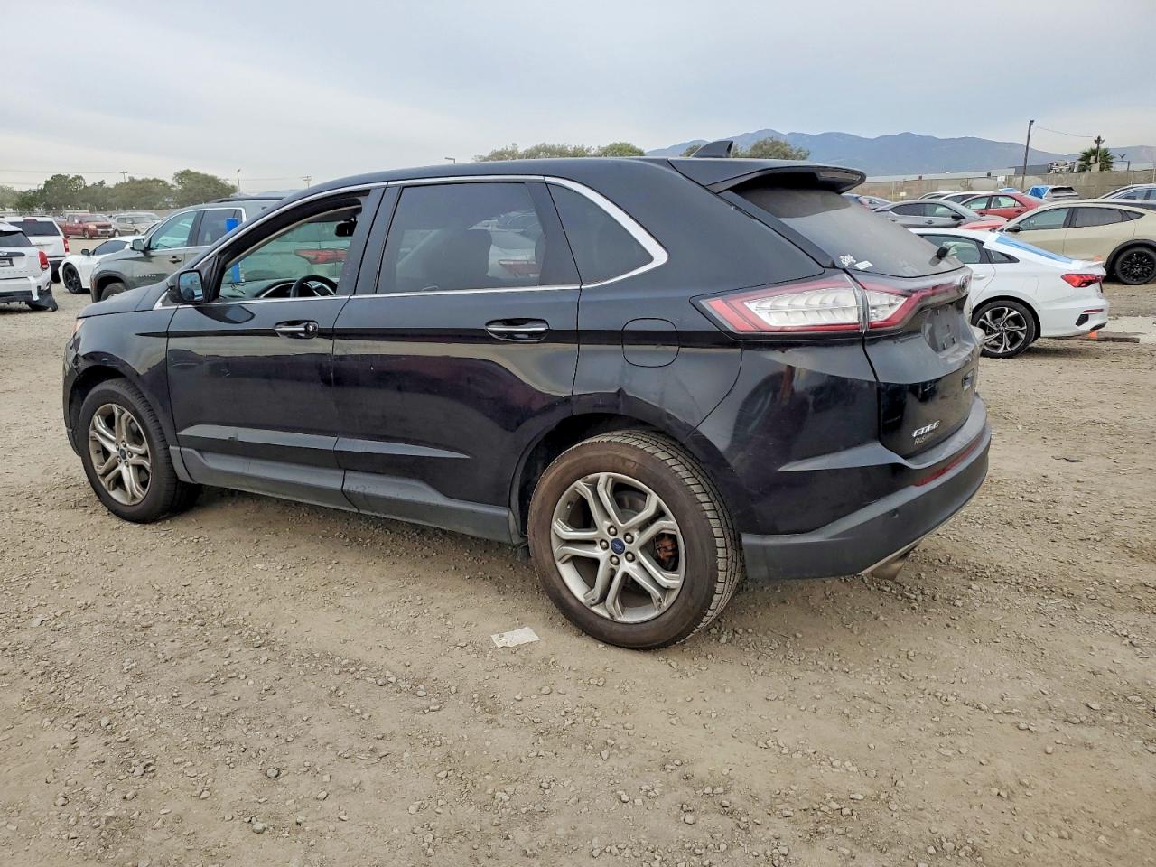 2017 FORD EDGE TITANIUM photo 3