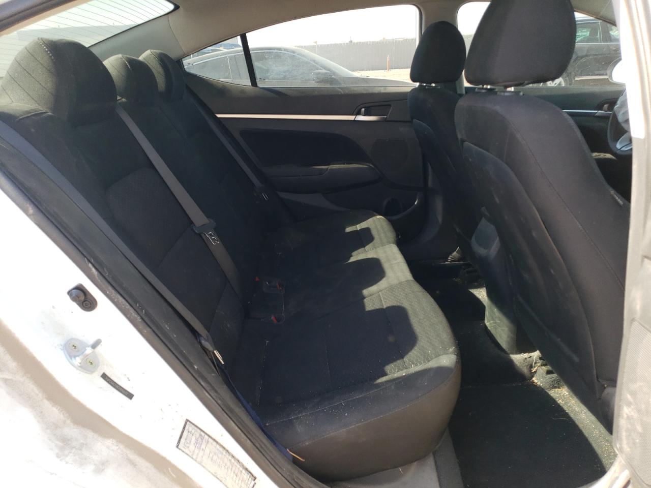 2019 HYUNDAI ELANTRA SEL photo 28