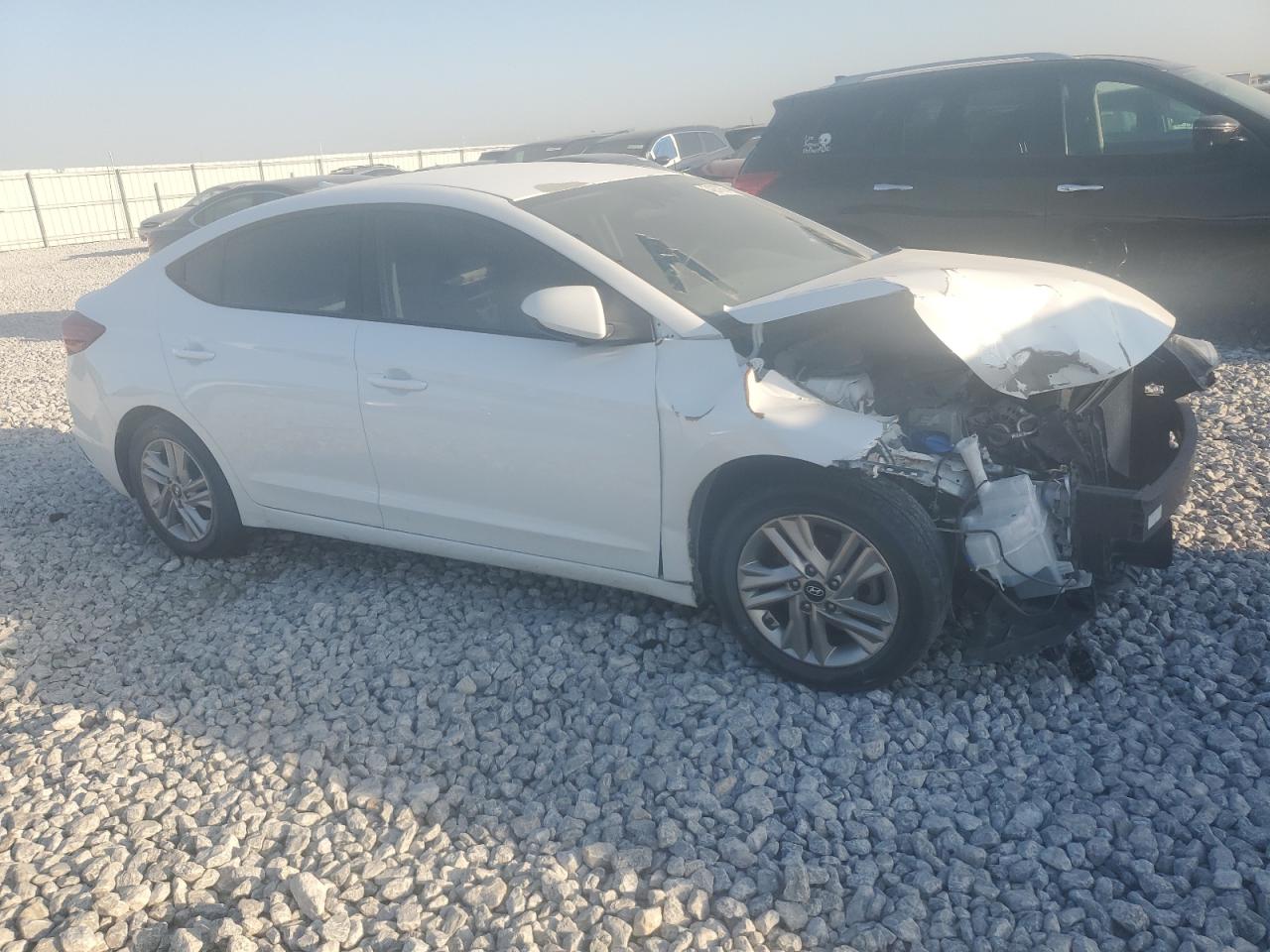 2019 HYUNDAI ELANTRA SEL photo 10