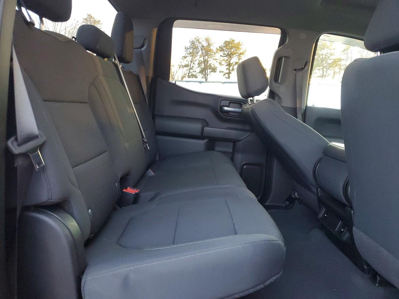 2021 CHEVROLET SILVERADO K1500 CUSTOM photo 19