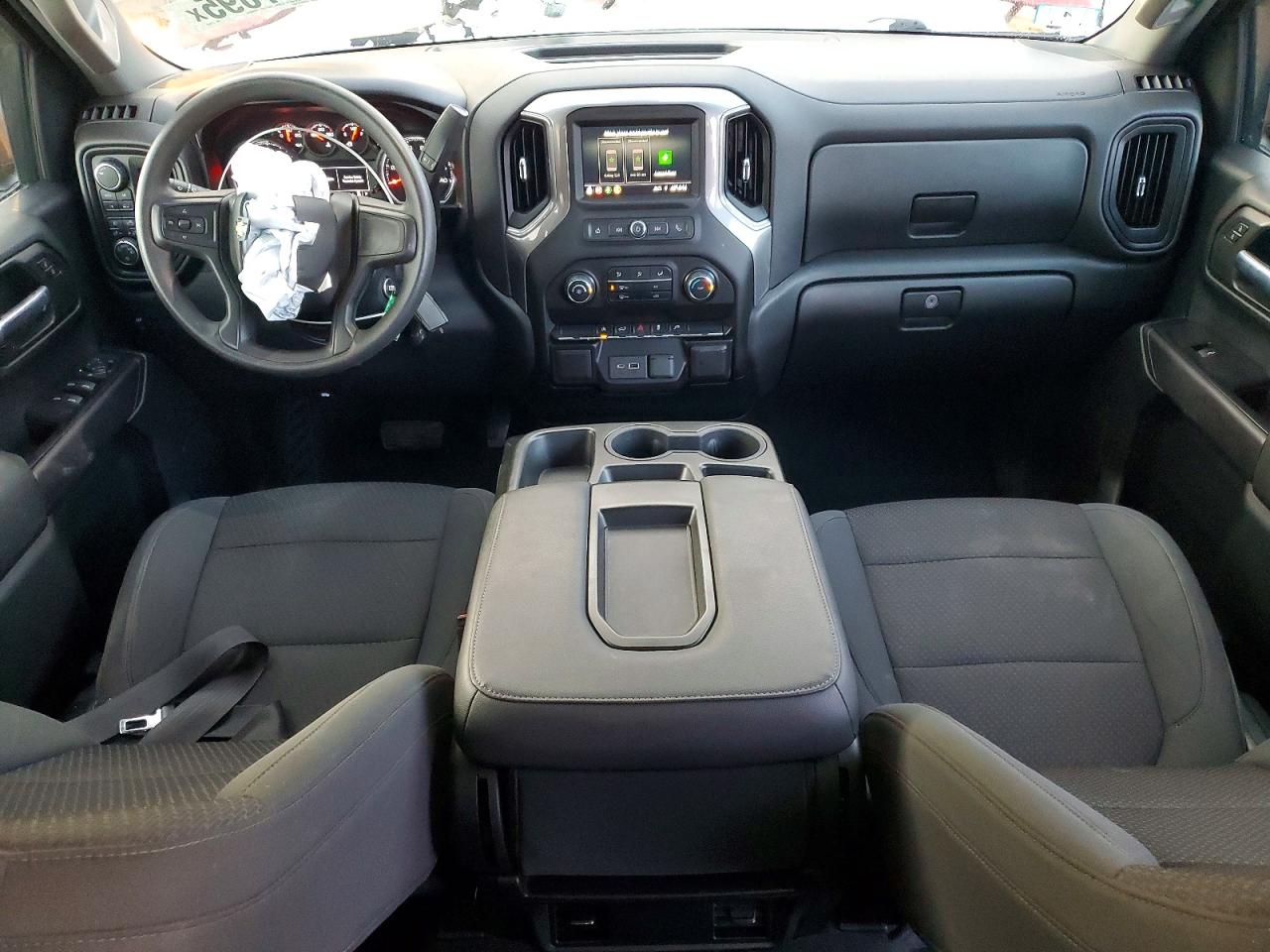 2021 CHEVROLET SILVERADO K1500 CUSTOM photo 15
