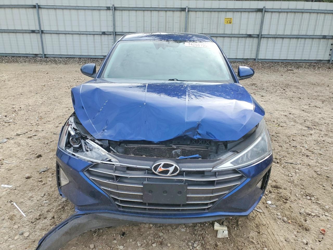 2019 HYUNDAI ELANTRA SEL photo 9