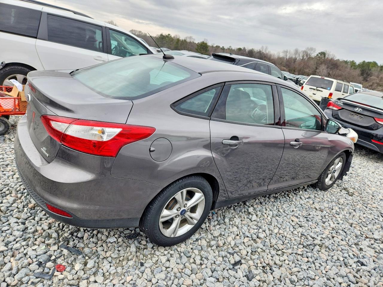 2014 FORD FOCUS SE photo 7