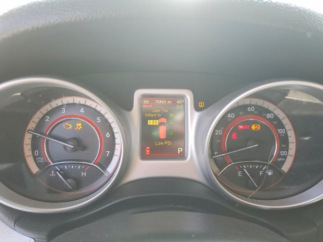 2018 DODGE JOURNEY SE photo 25