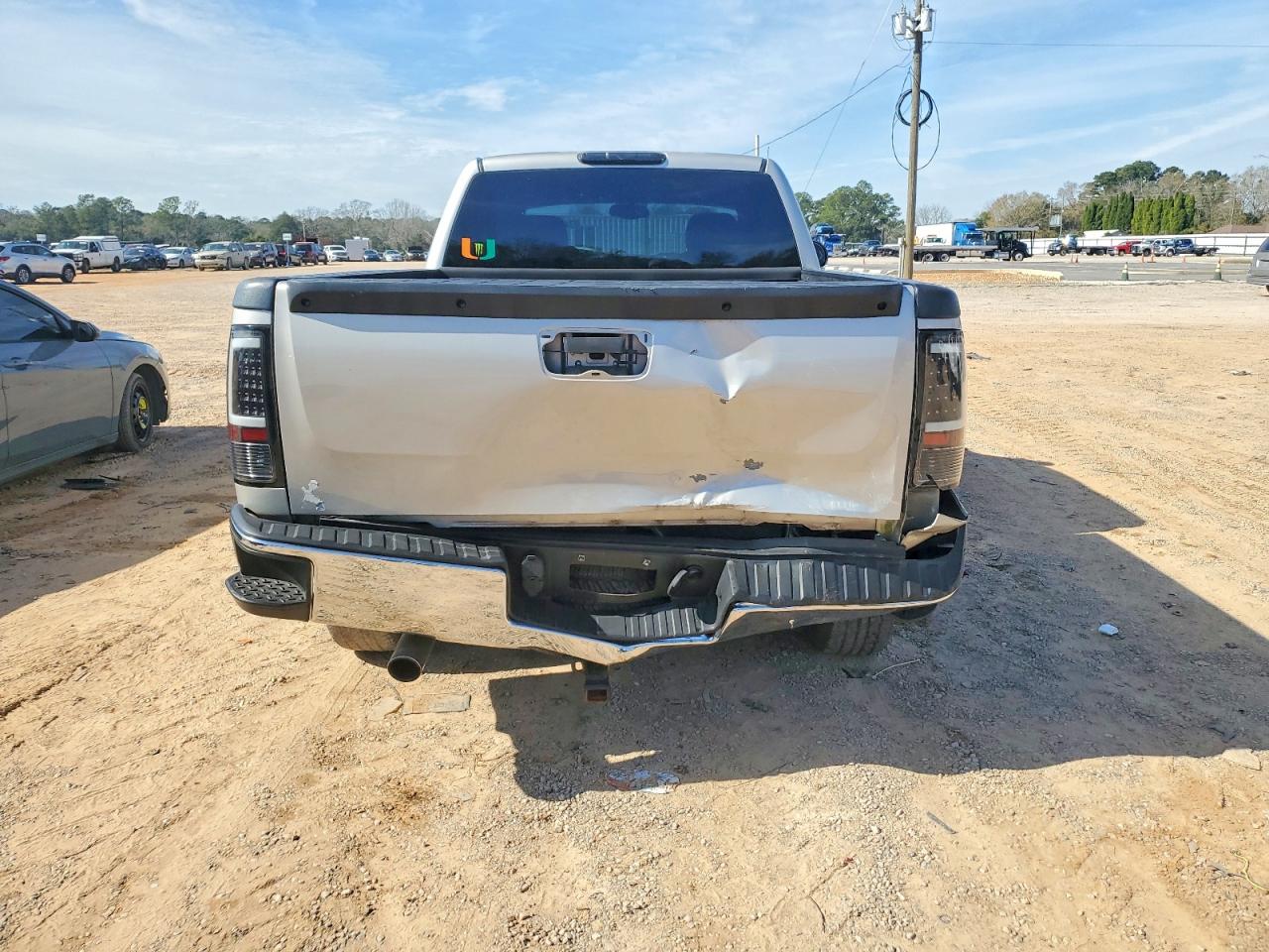 2007 GMC NEW SIERRA C1500 photo 16