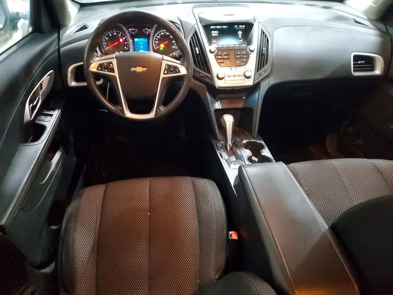 2015 CHEVROLET EQUINOX LT photo 8